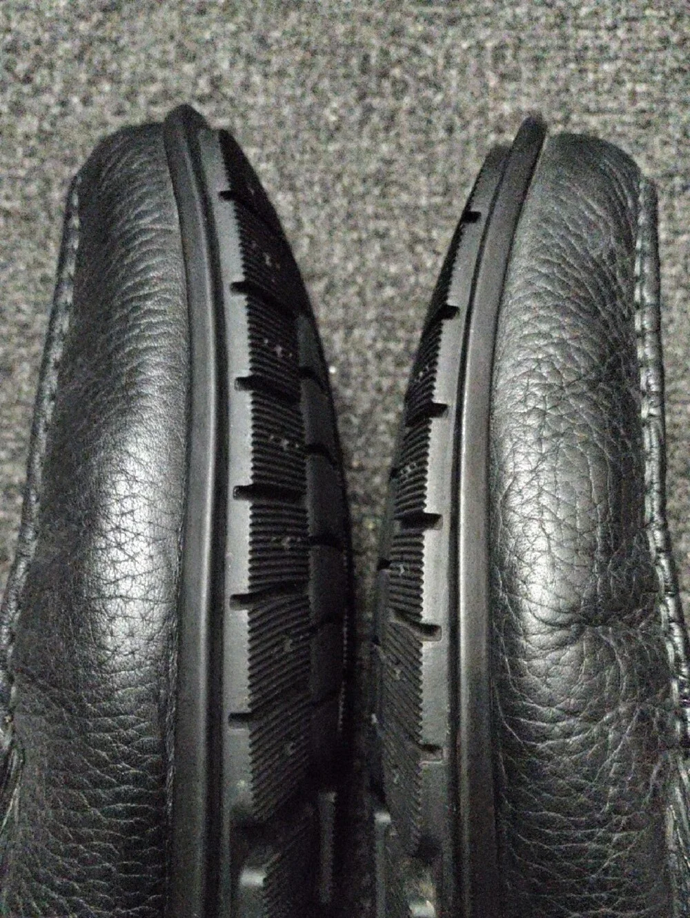 Ecco soft pebbled